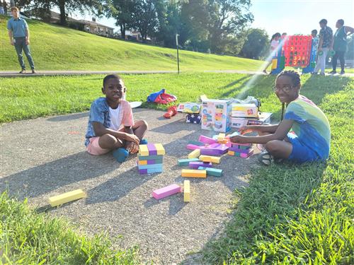 Students play with blocks.